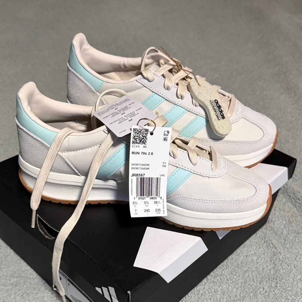 Adidas Women's Run 70’s 2.0 Semi Flash Aqua / Off White - Picture 9 of 10